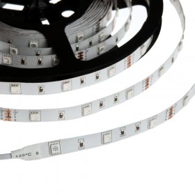 LED bånd RGB, 12V 36W, 150 SMD dioder, 5M Rulle IP33